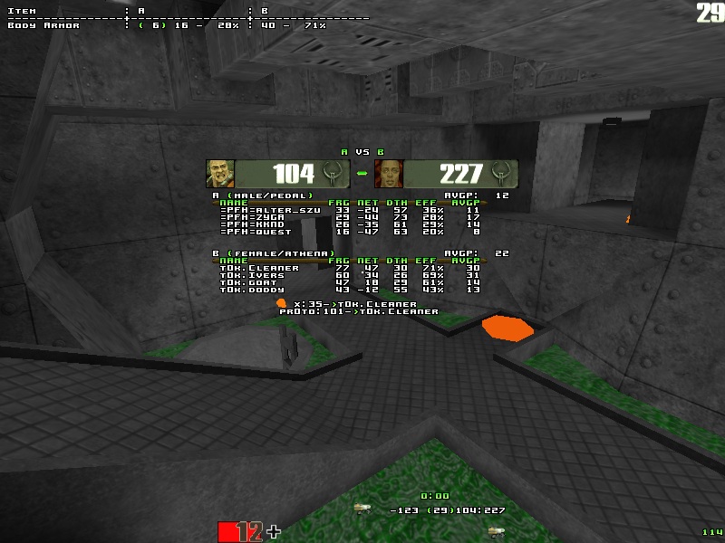 q2dm7 screen
